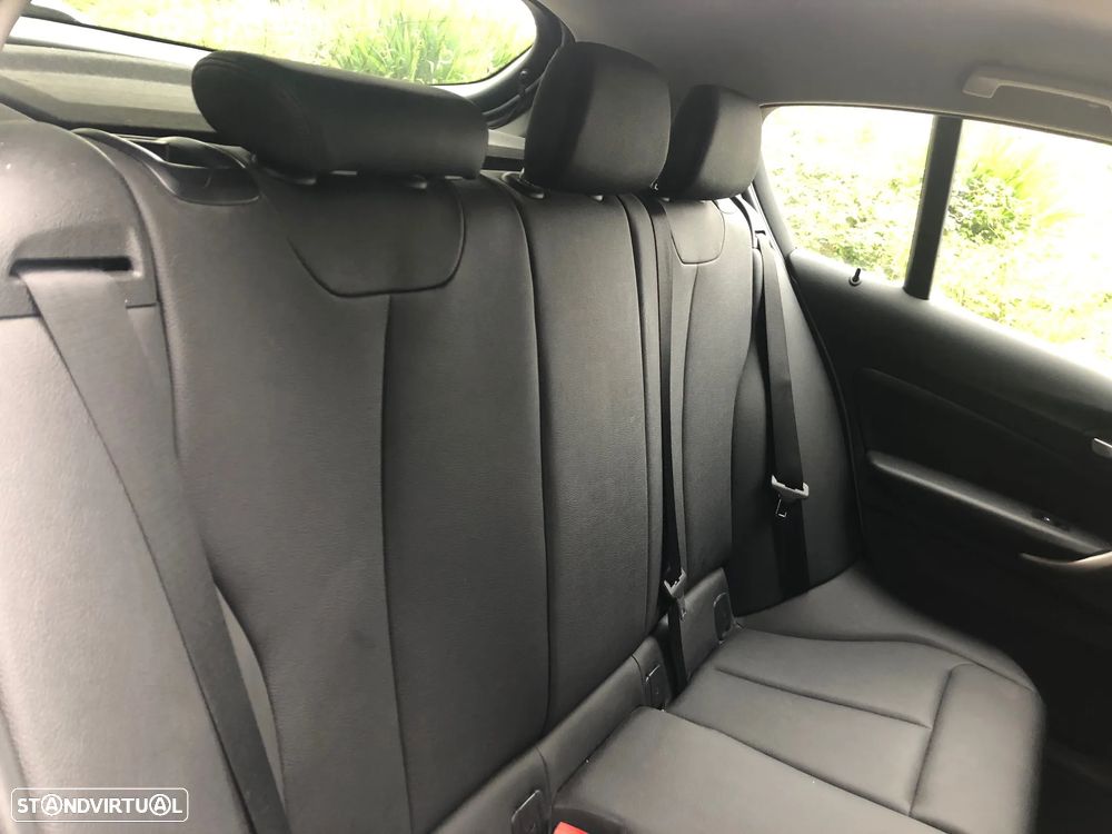 BMW 116 d EDynamics Line Sport - 32