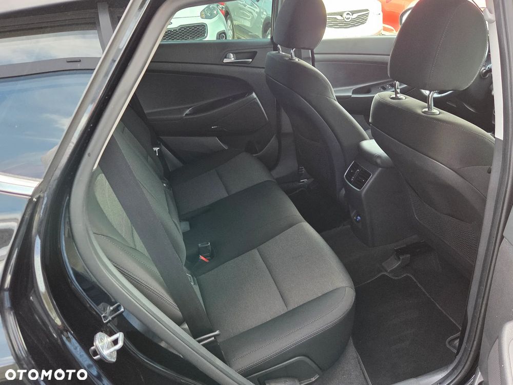 Hyundai Tucson blue 1.6 CRDi 2WD DCT Premium - 13