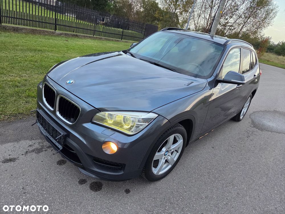 BMW X1 xDrive20d Sport Line - 3