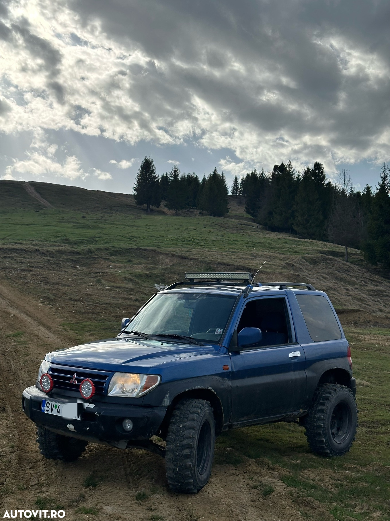 Mitsubishi Pajero Pinin - 4