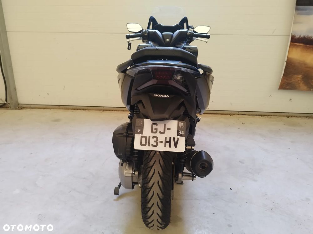Honda NSS - 8