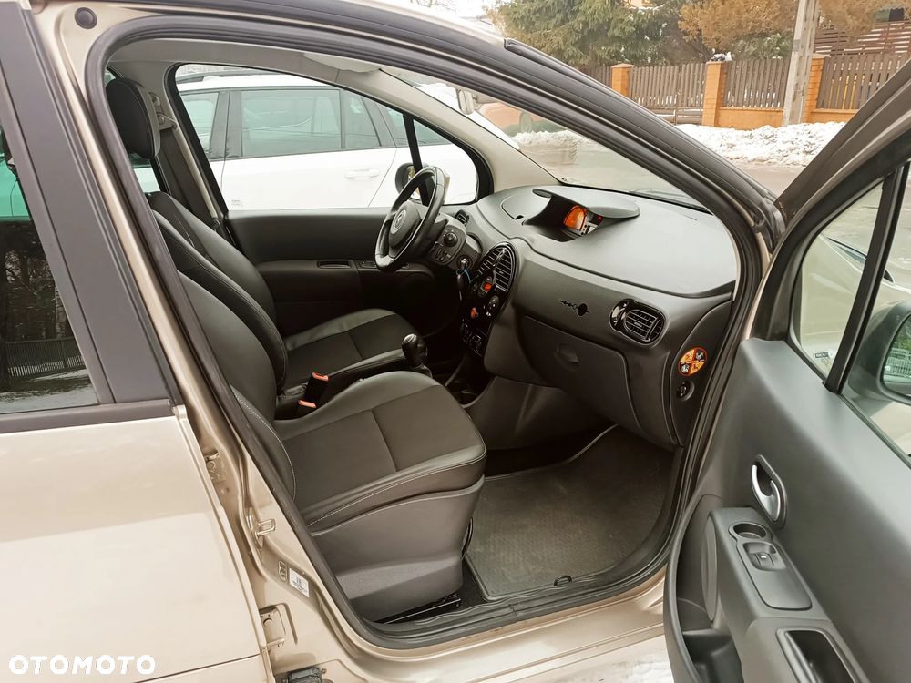 Renault Modus Grand 1.2 16V Night and Day - 17