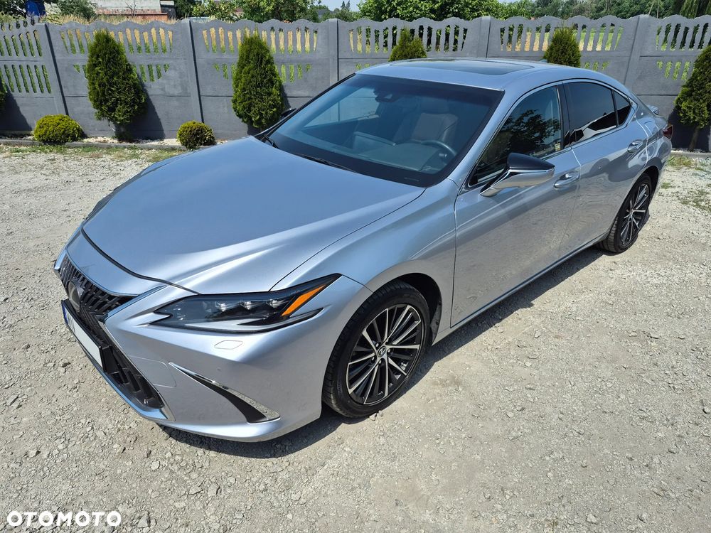 Lexus ES 300h Prestige - 39