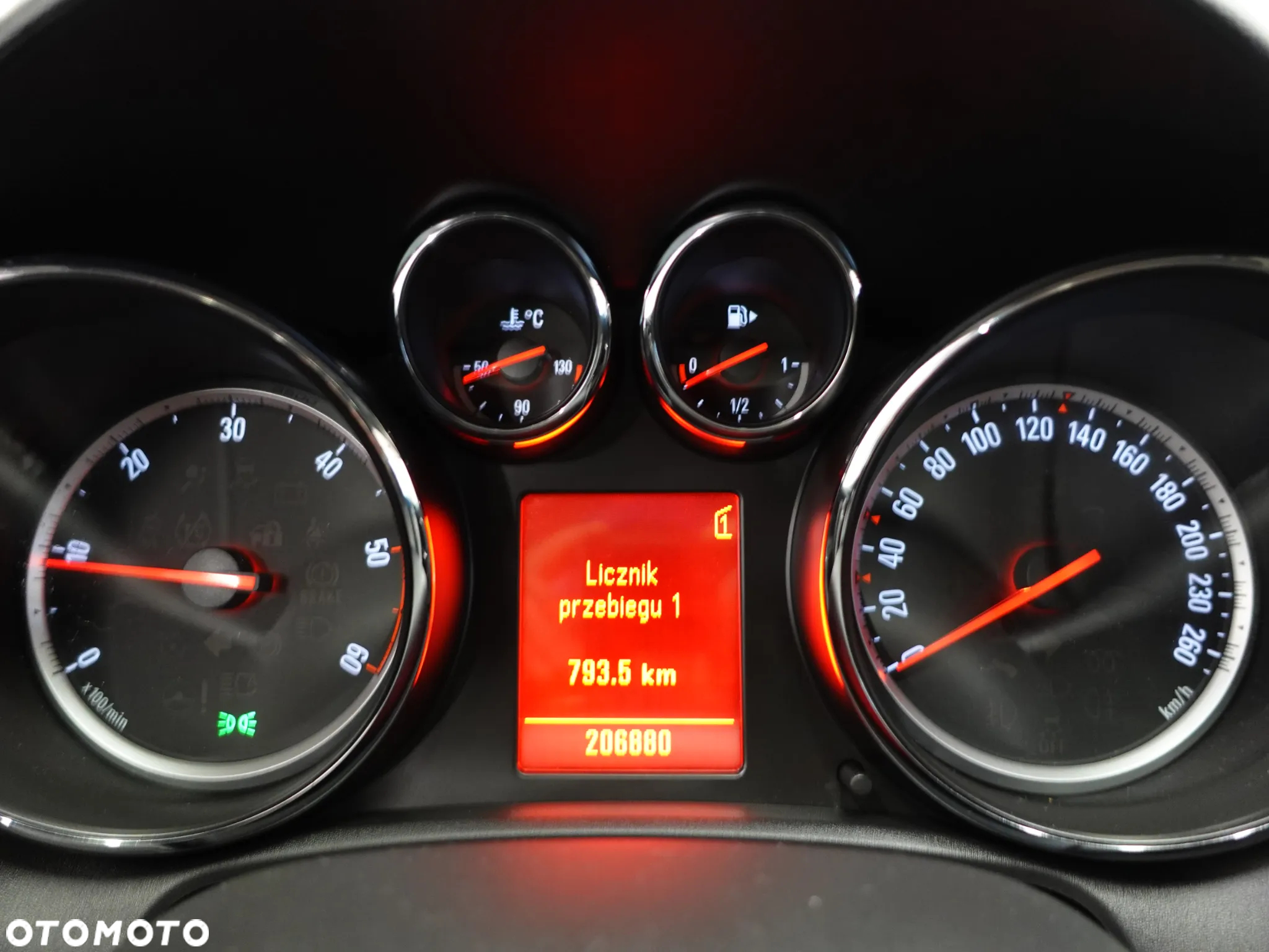 Opel Astra 2.0 CDTI DPF Edition - 37