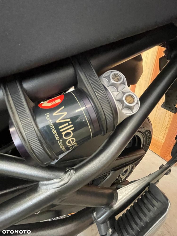 Kawasaki Versys 1000 - 8