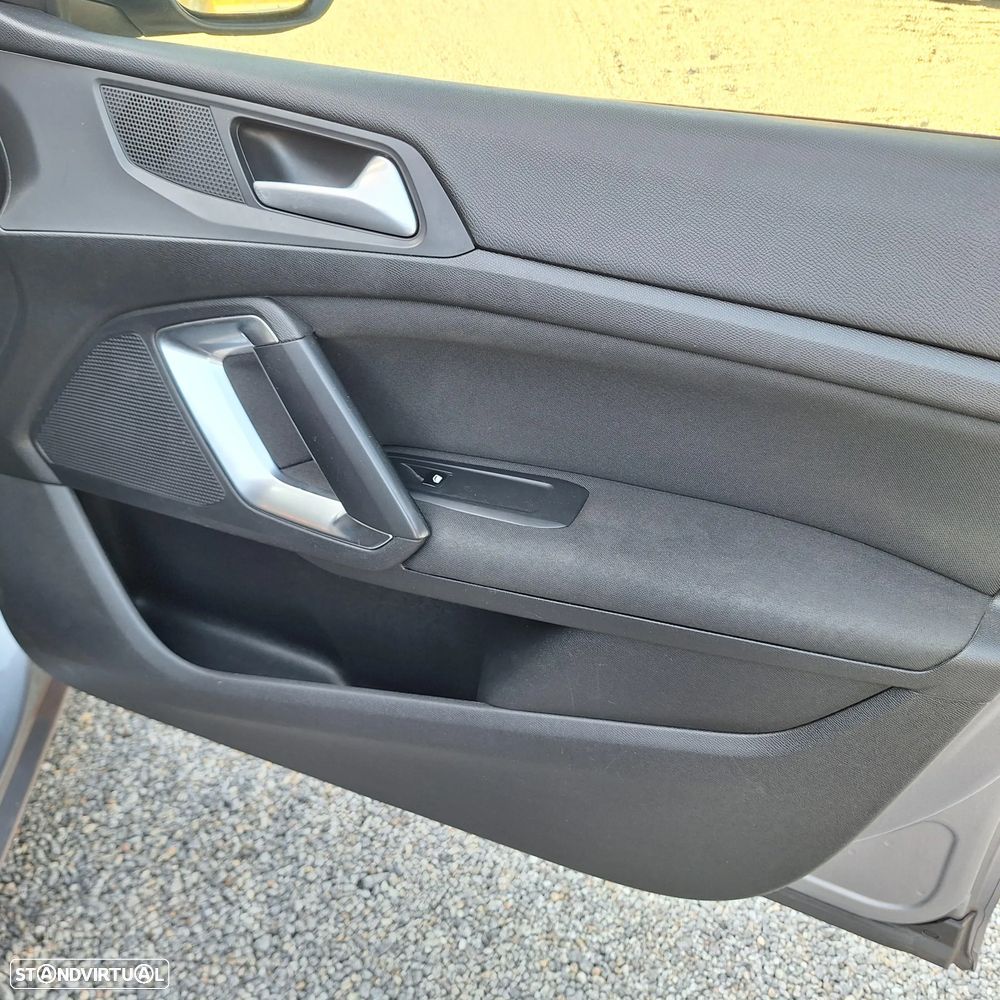 Peugeot 308 SW 1.5 BlueHDi Style - 12