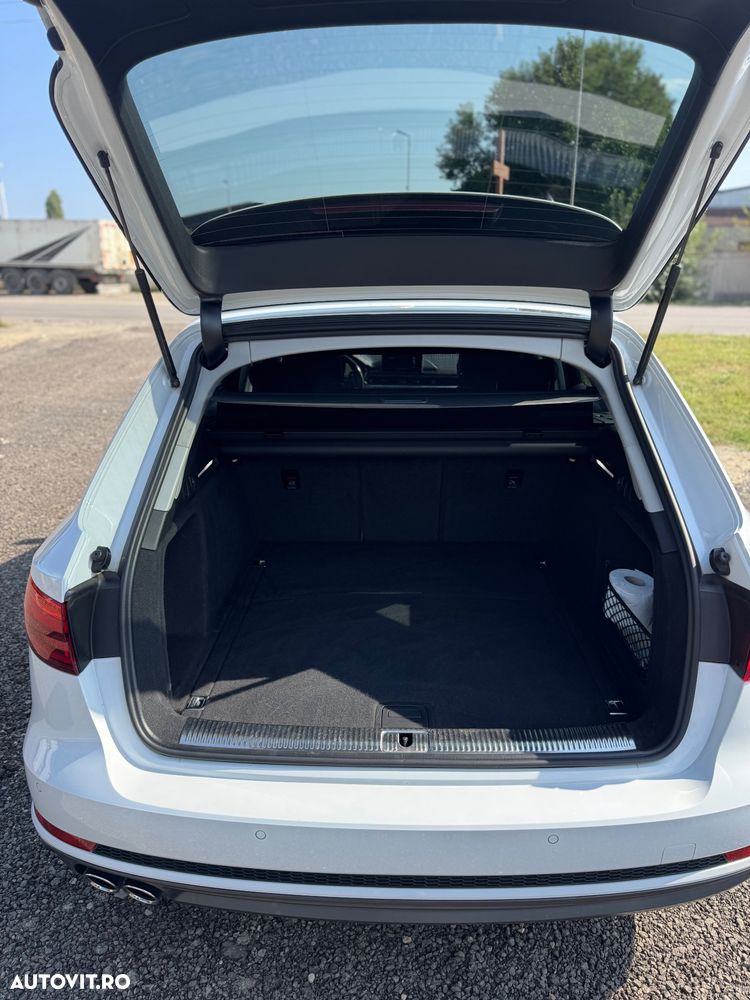 Audi A4 Avant - 11