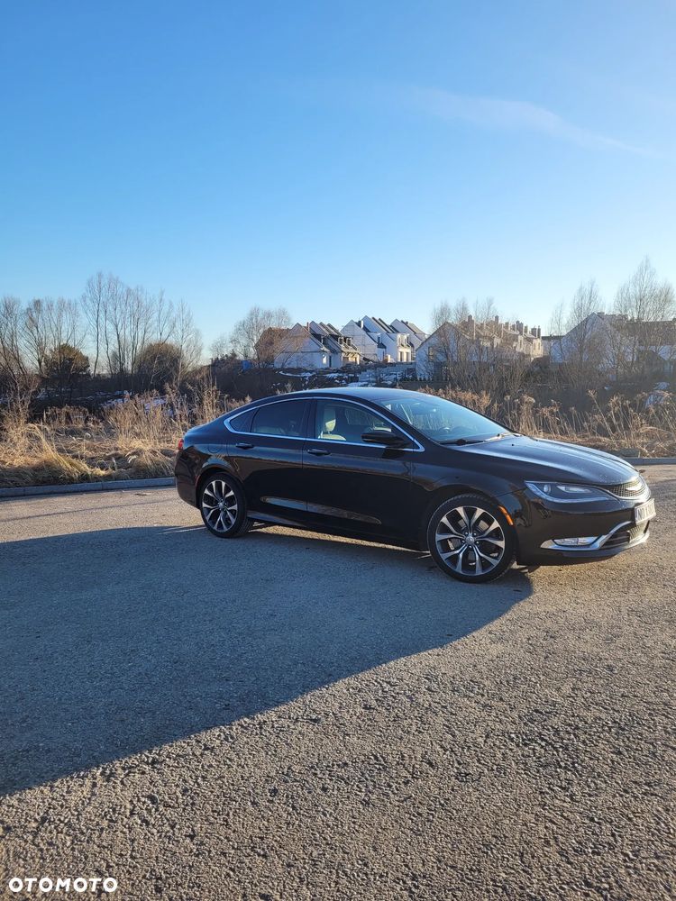Chrysler 200 - 2