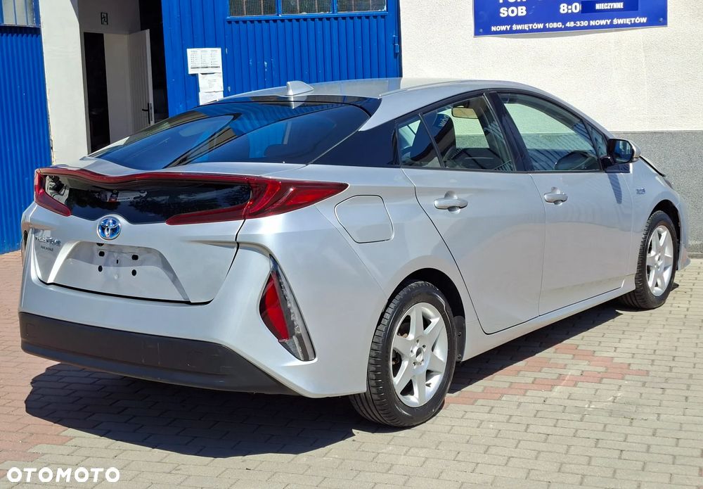 Toyota Prius - 9