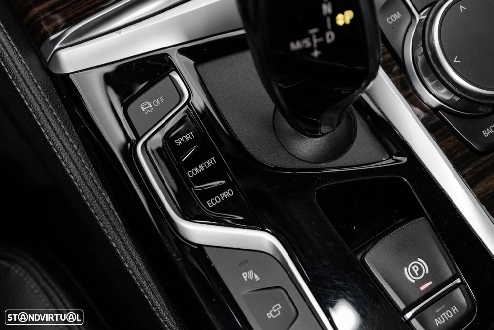 BMW 520 d xDrive Aut. Luxury Line - 25