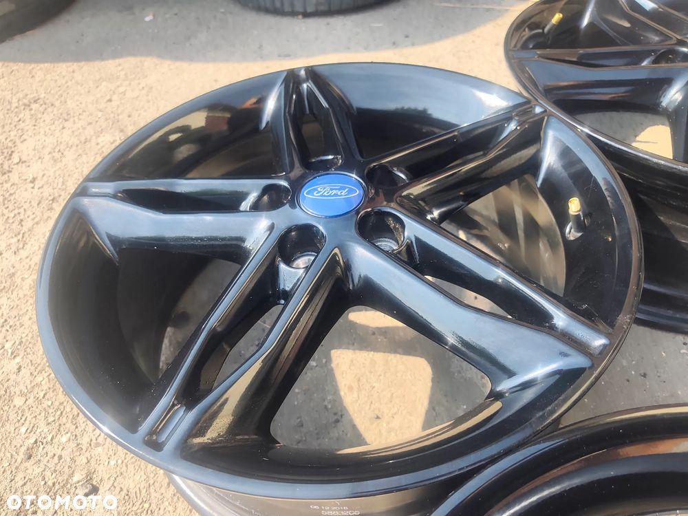 5x108 Felgi Aluminiowe Alufelgi Oryginalne Oryginał 17 Koła FORD SMAX GALAXY II 2 MONDEO MK3 MK4 MK5 CMAX KUGA FOCUS VOLVO S40 V40 C30 V50 V60 S60 S-max C-max Legnica ALU-RAD Czarne - 8