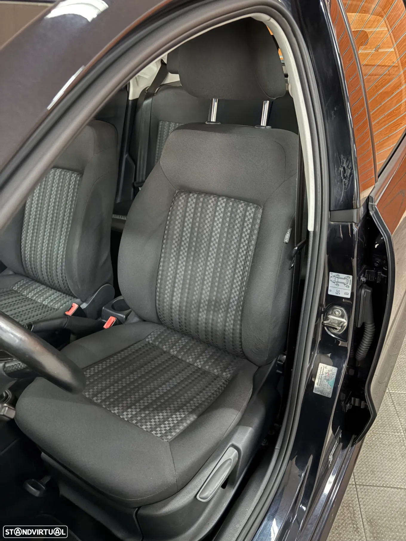 VW Polo 1.0 Confortline - 10