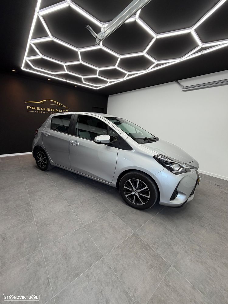 Toyota Yaris 1.0 VVT-i Exclusive - 1