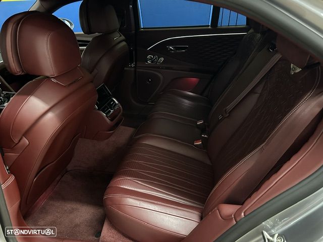 Bentley Flying Spur W12 - 12