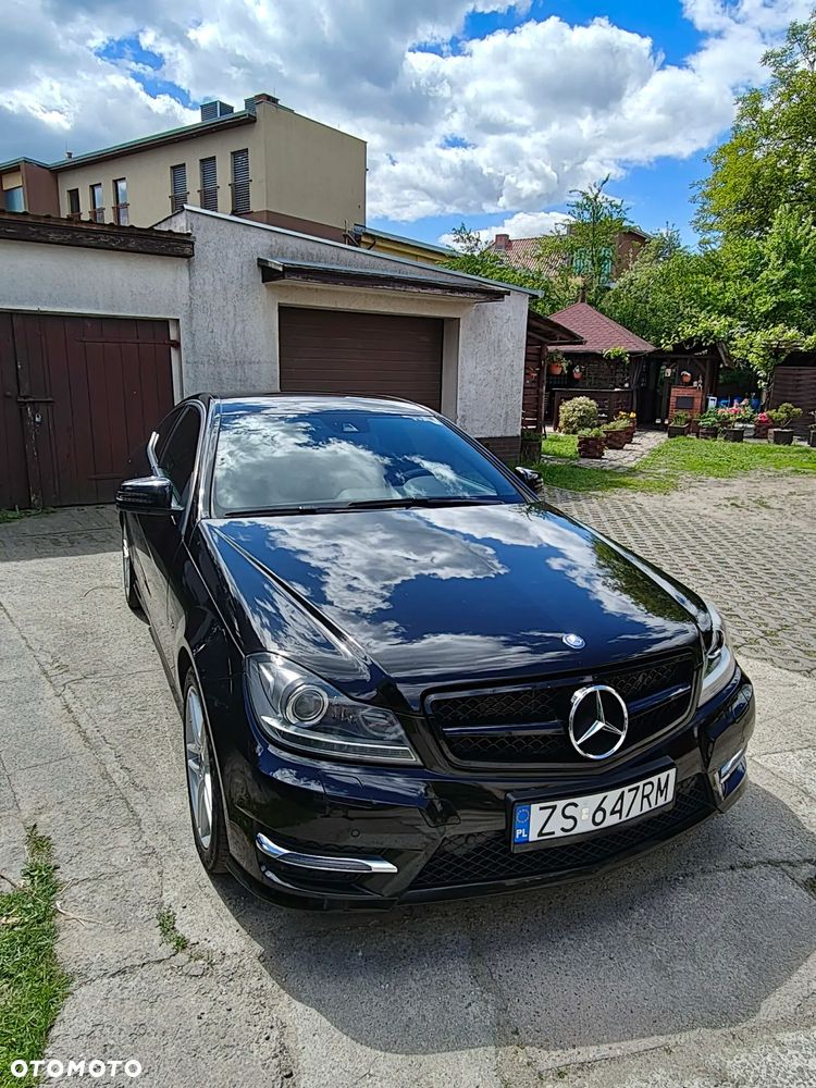 Mercedes-Benz Klasa C 250 CGI BlueEff Sport - 4