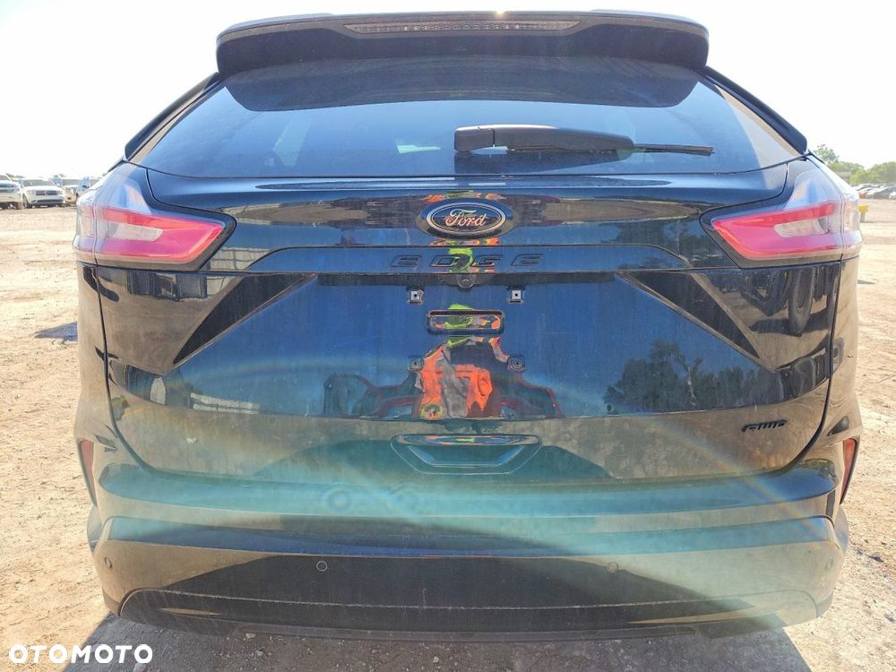 Ford Edge - 3