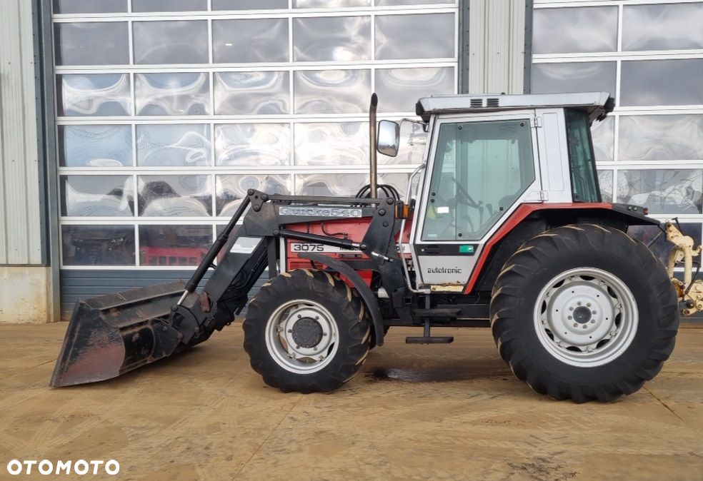 Massey Ferguson MF3075 , CIĄGNIK ROLNICZY / + TUR / ROKU 1996 - 1