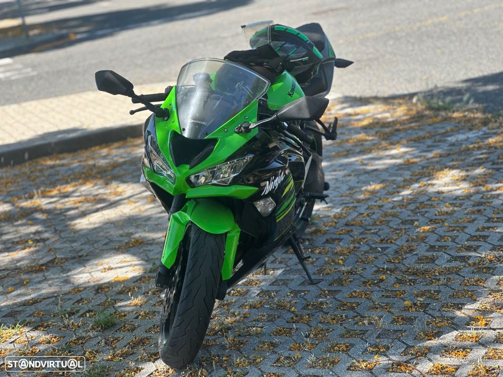 Kawasaki ZX - 2