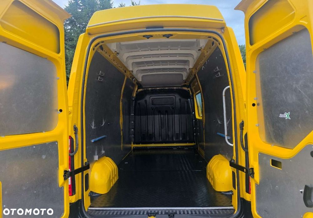 Renault Master - 25