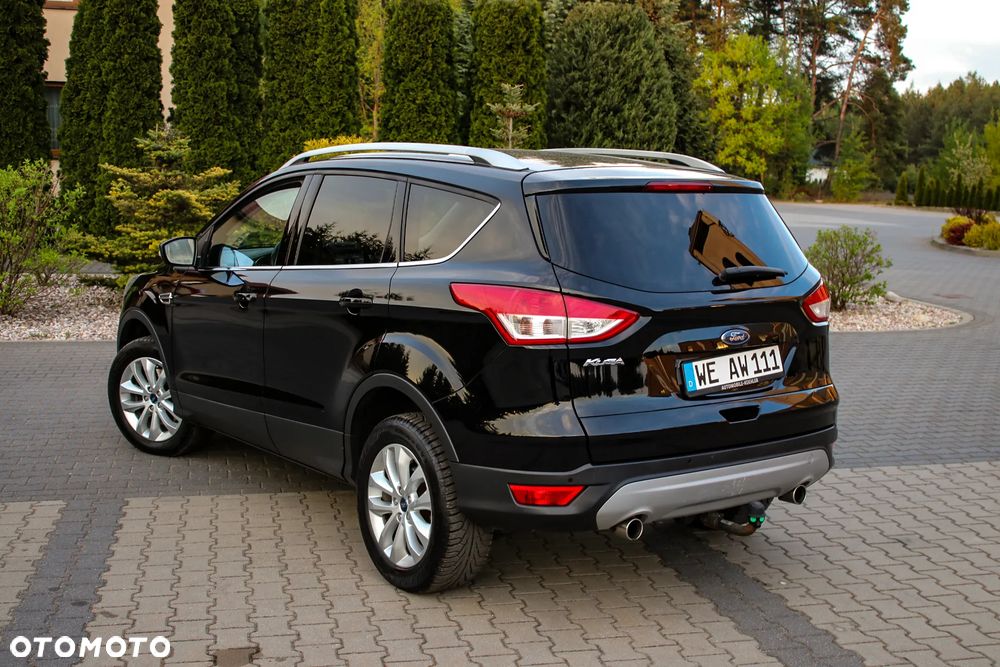 Ford Kuga 2.0 TDCi 2x4 Titanium - 14