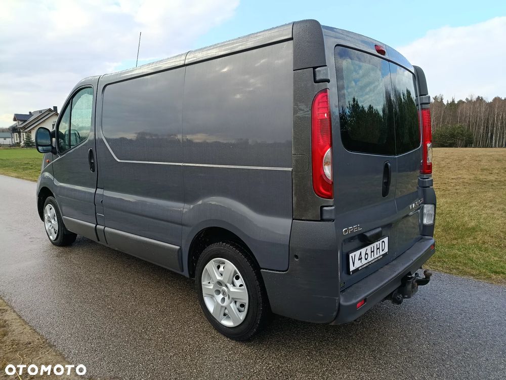 Opel Vivaro - 3
