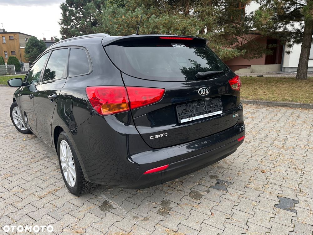 Kia Ceed 2015 photo 4