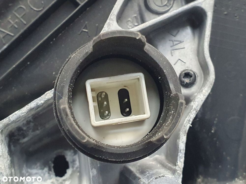 BMW E90 E91 04-08r LUSTERKO PRAWE 5 Pin kabli Anglik - 5