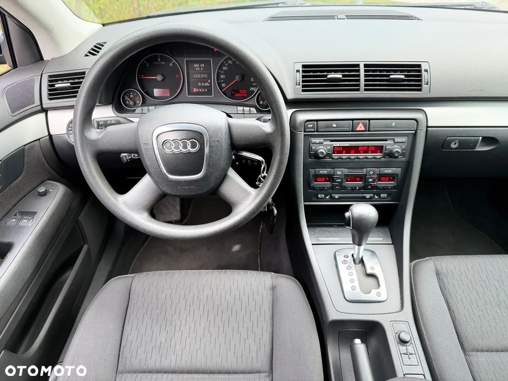 Audi A4 Limousine 2.0 TDI DPF multitronic - 17