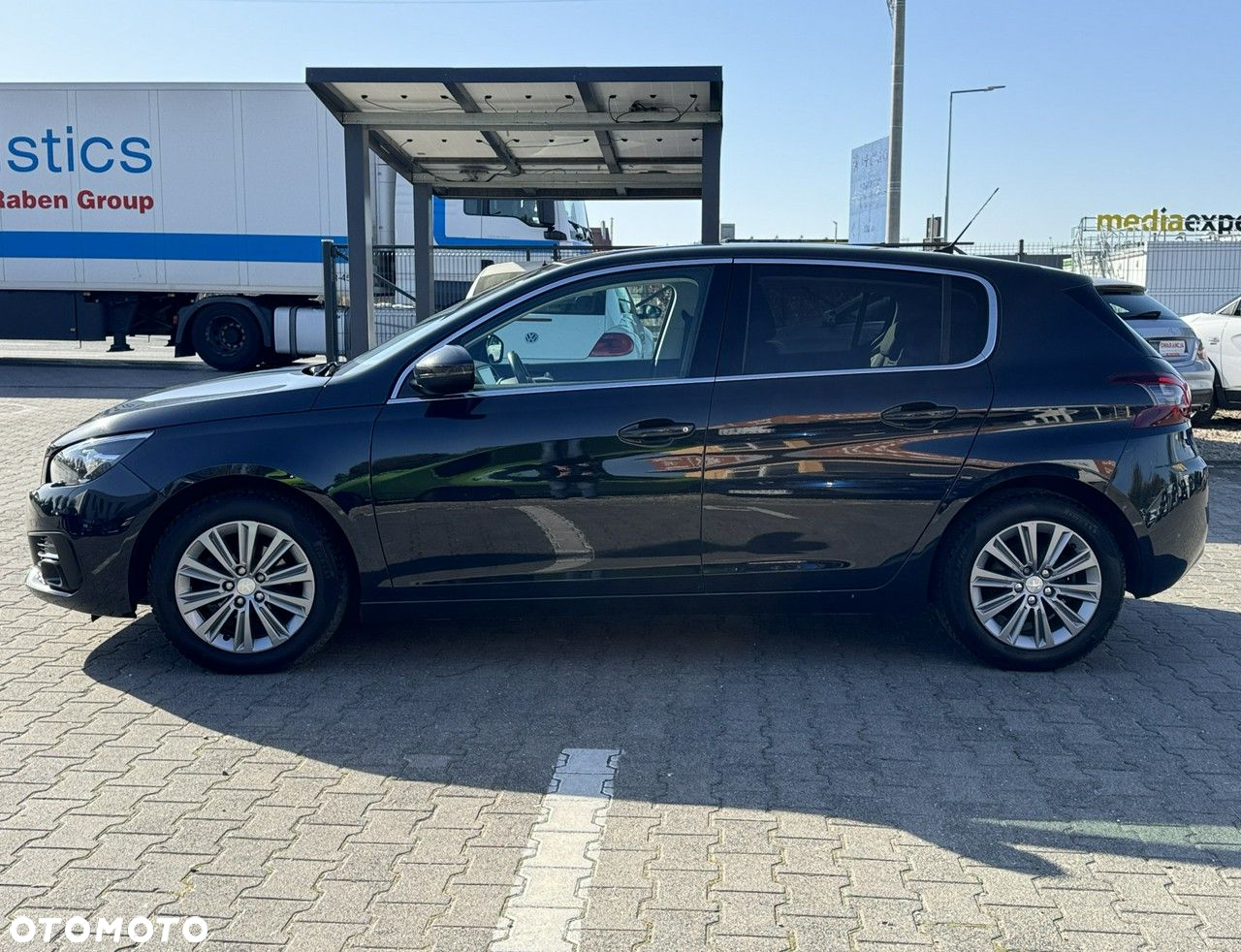 Peugeot 308 1.2 PureTech Business Line S&S - 5