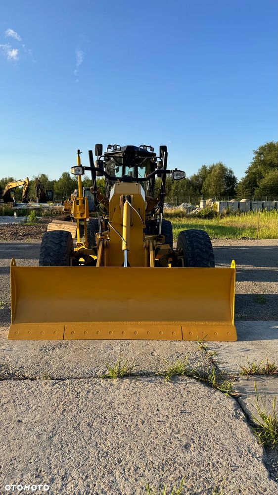 Caterpillar 120 M2 AWD - 9