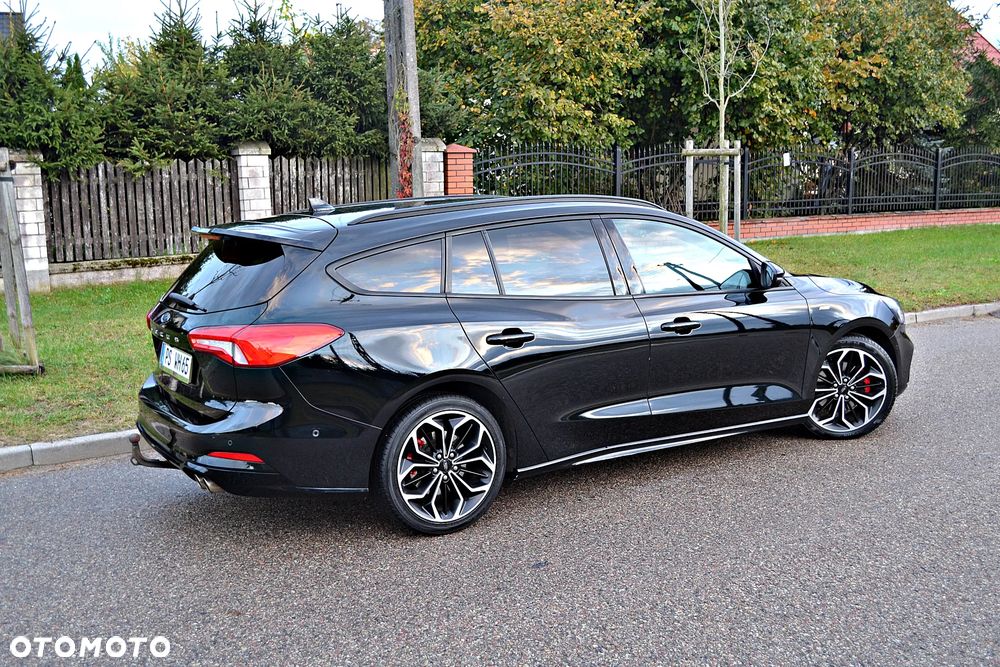 Ford Focus 2.0 EcoBlue STart-Stopp-System ST-LINE - 18