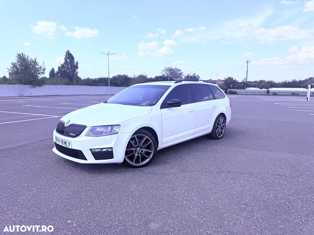 Skoda Octavia 2.0 TDI RS DSG - 2