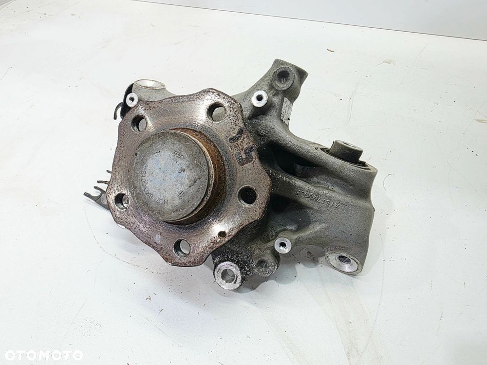 ZWROTNICA PIASTA LEWY TYŁ AUDI A4 B9 A5 8W 8W0505435T 8W0505431P - 8