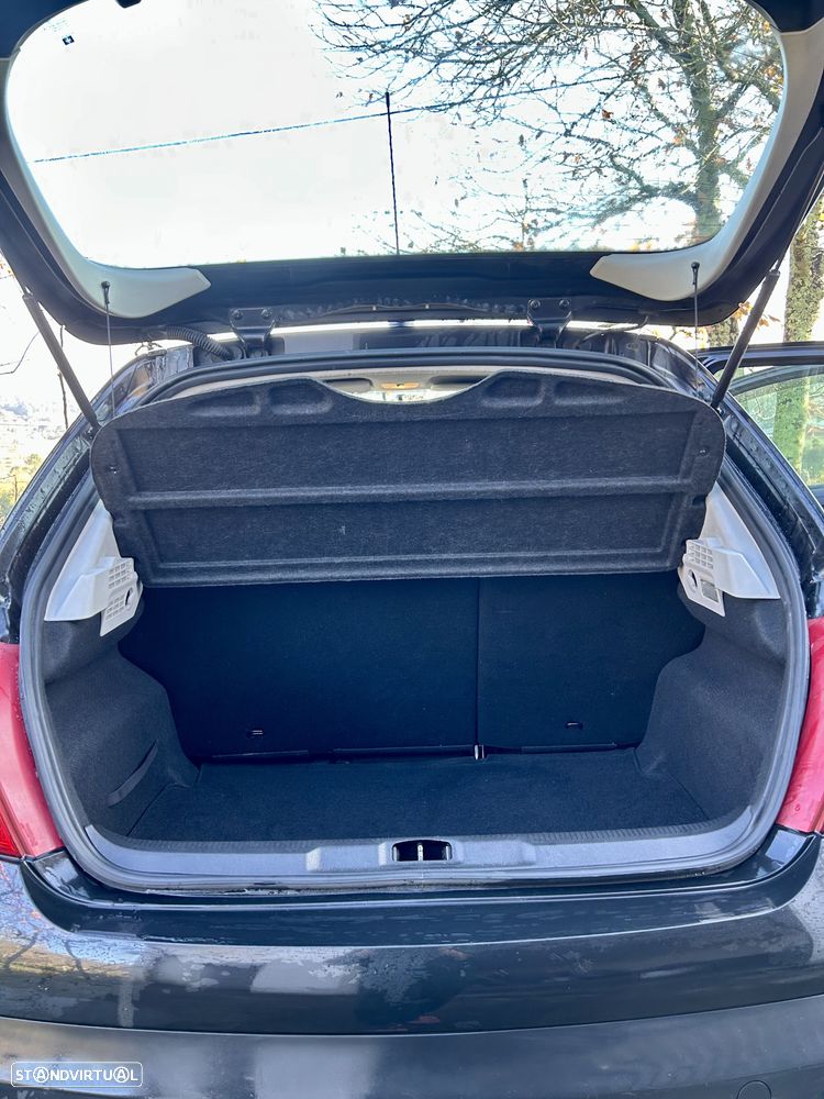 Peugeot 207 1.4 16V Active - 6