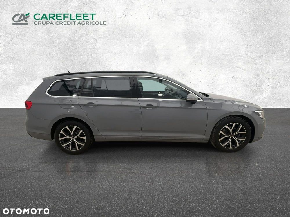 Volkswagen Passat - 5