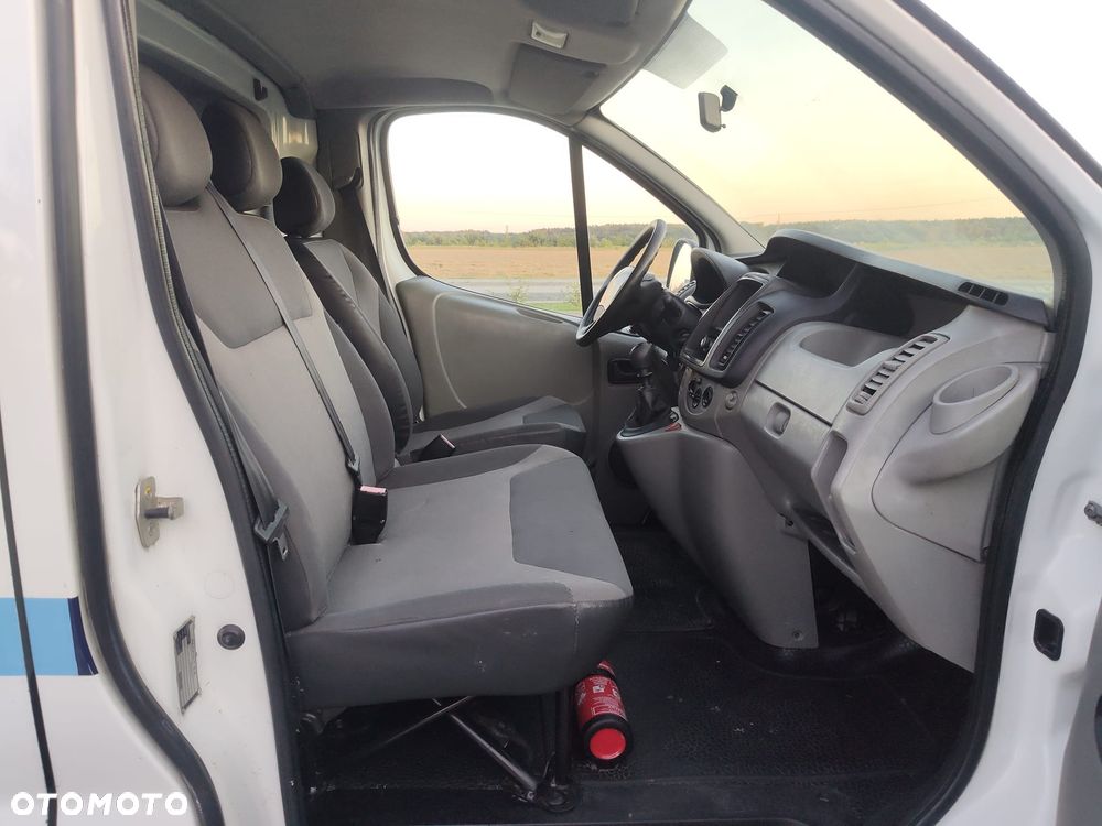 Renault Trafic - 13