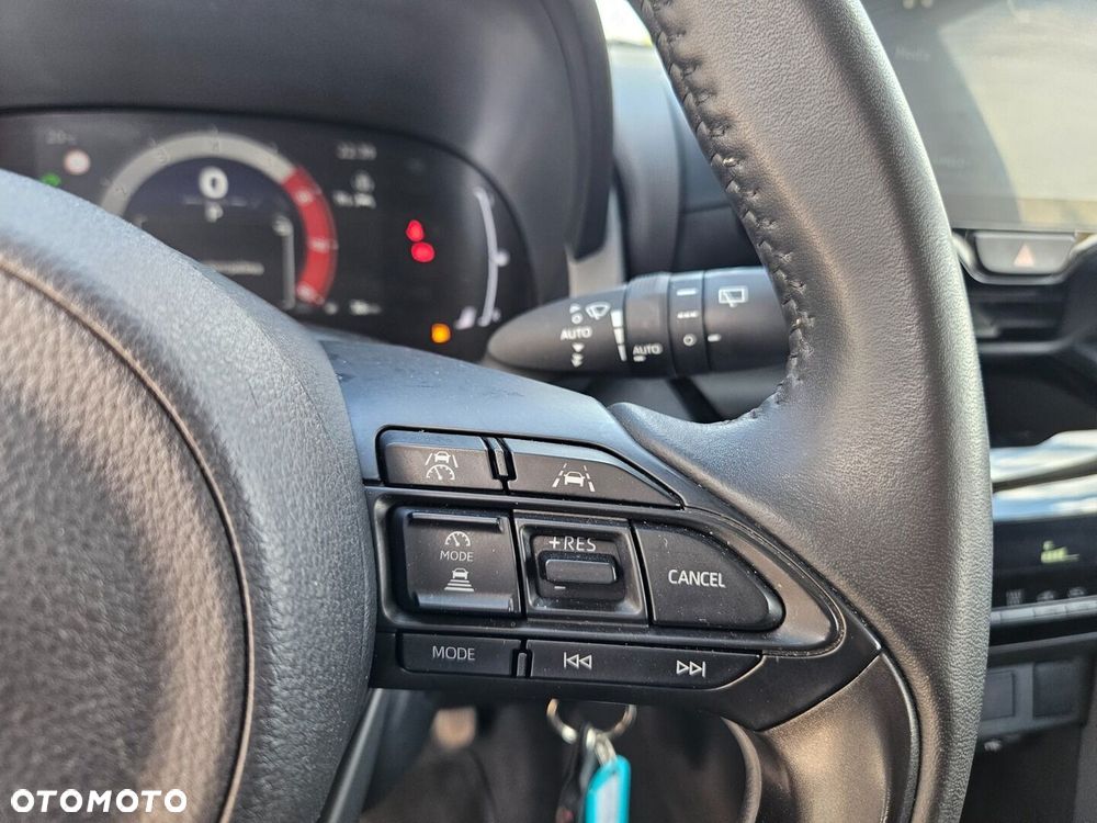 Toyota Yaris Cross Hybrid 1.5 Comfort - 20