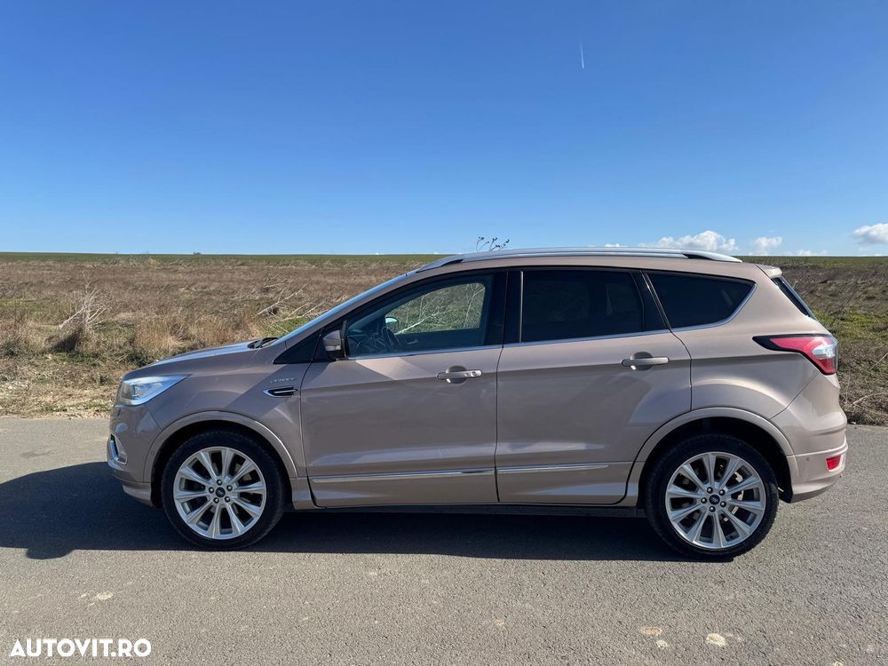 Ford Kuga 2.0 TDCi 4x4 Aut. Vignale - 4