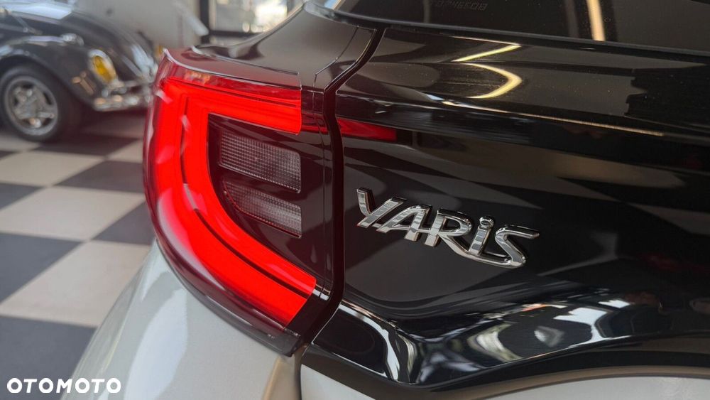 Toyota Yaris - 8