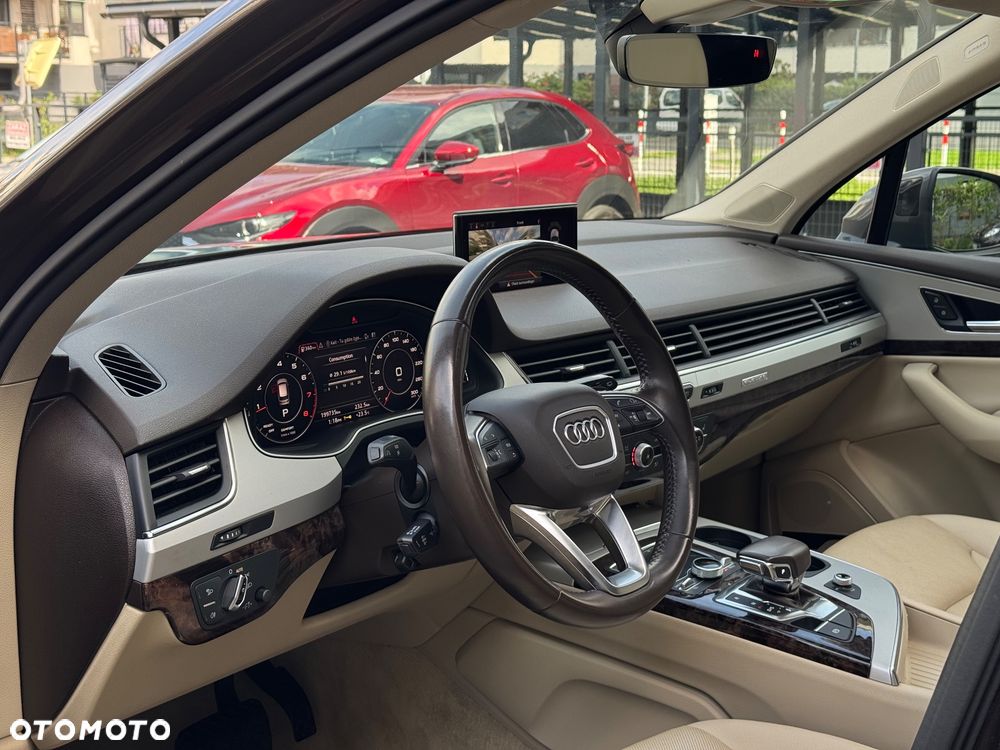 Audi Q7 3.0 TFSI Quattro Tiptronic - 7