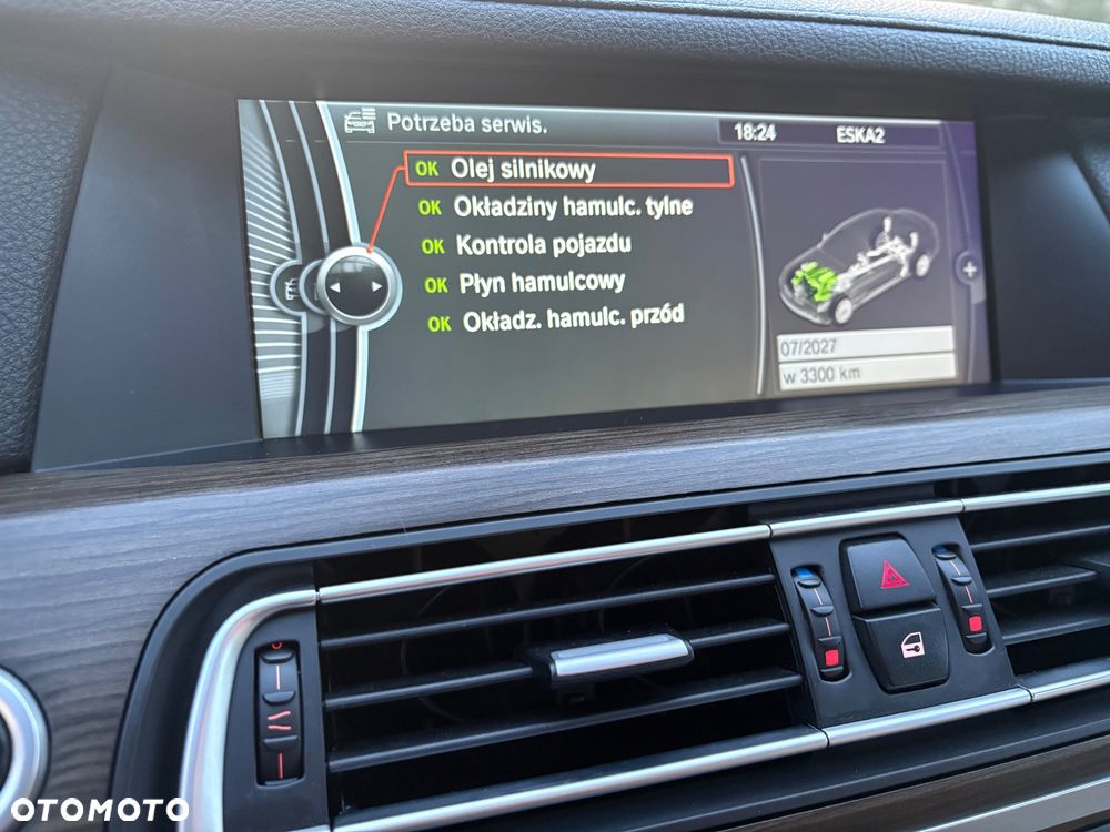 BMW Seria 7 740d - 30