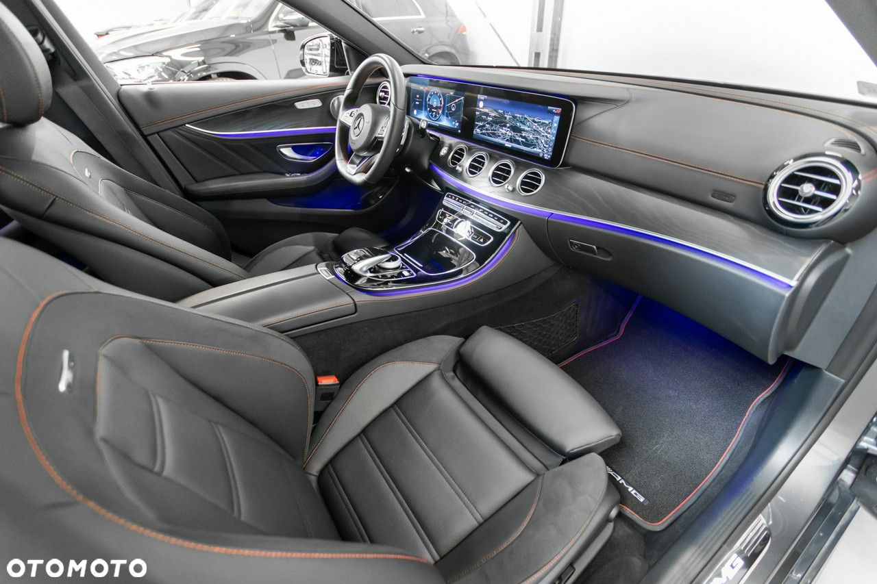 Mercedes-Benz Klasa E - 19