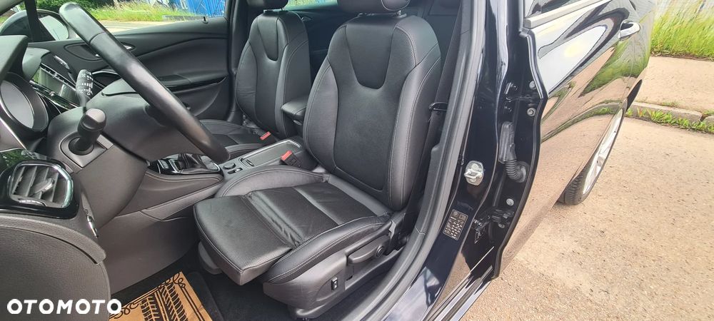 Opel Astra 1.4 Turbo Start/Stop Innovation - 17