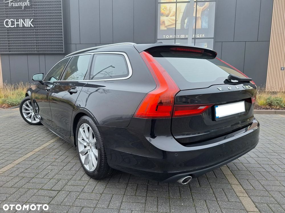 Volvo V90 D4 Momentum Pro - 9