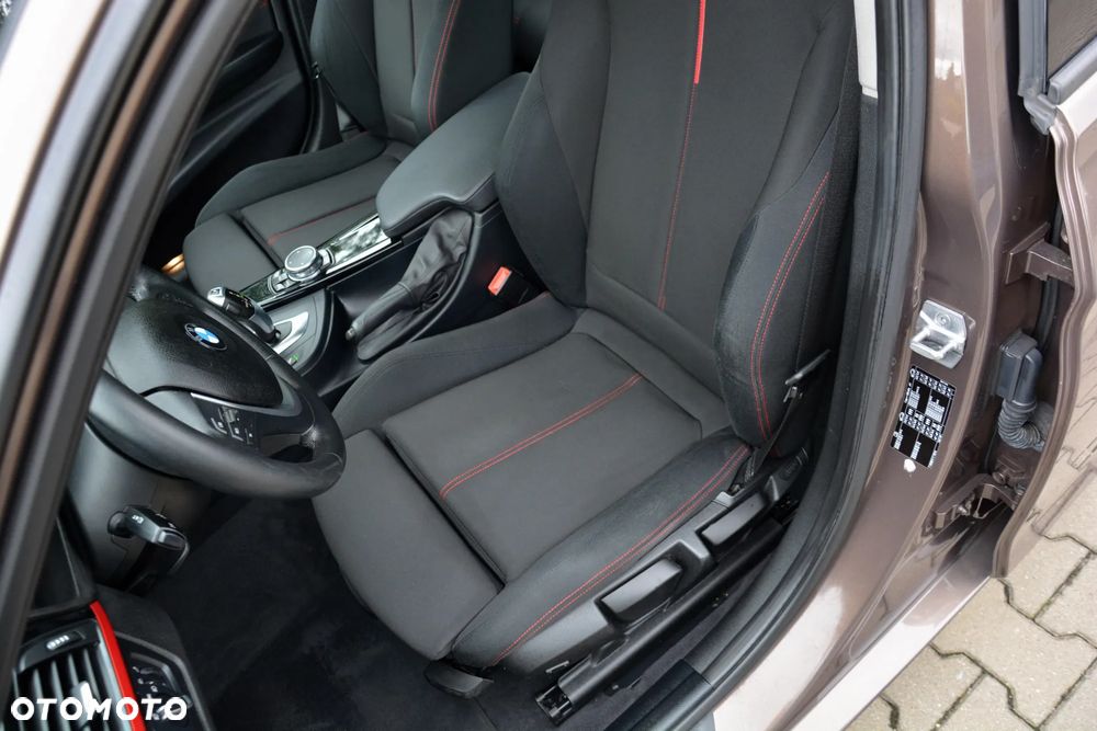 BMW Seria 3 318d Blue Performance Sport Line - 22