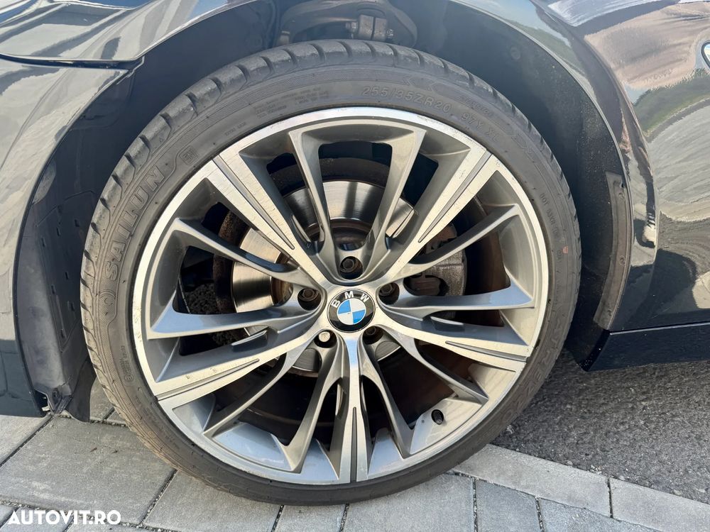 BMW Seria 5 520d - 14
