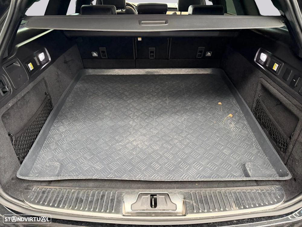 Jaguar XF 2.0 D200 R-Dynamic S AWD Aut. — fotografia 41