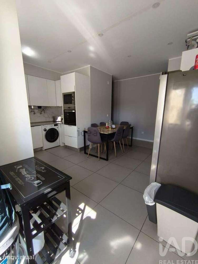 Apartamento T2 em São Sebastião de 87 m2 - Grande imagem: 5/31