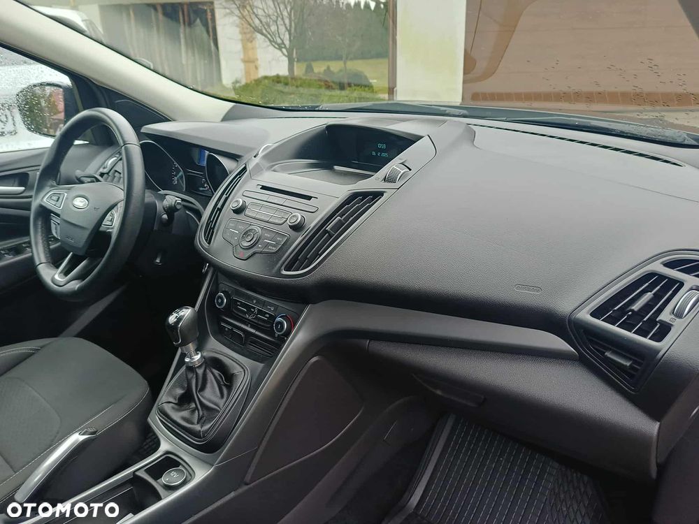 Ford Kuga 1.5 EcoBoost 2x4 Trend - 13