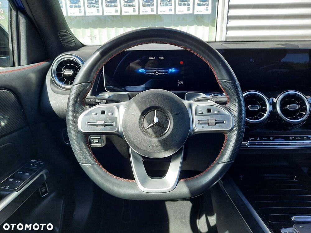 Mercedes-Benz GLB 200 d 4-Matic AMG Line 8G-DCT - 4